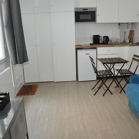 Apartamento Faubourg Saint Martin París Exterior foto